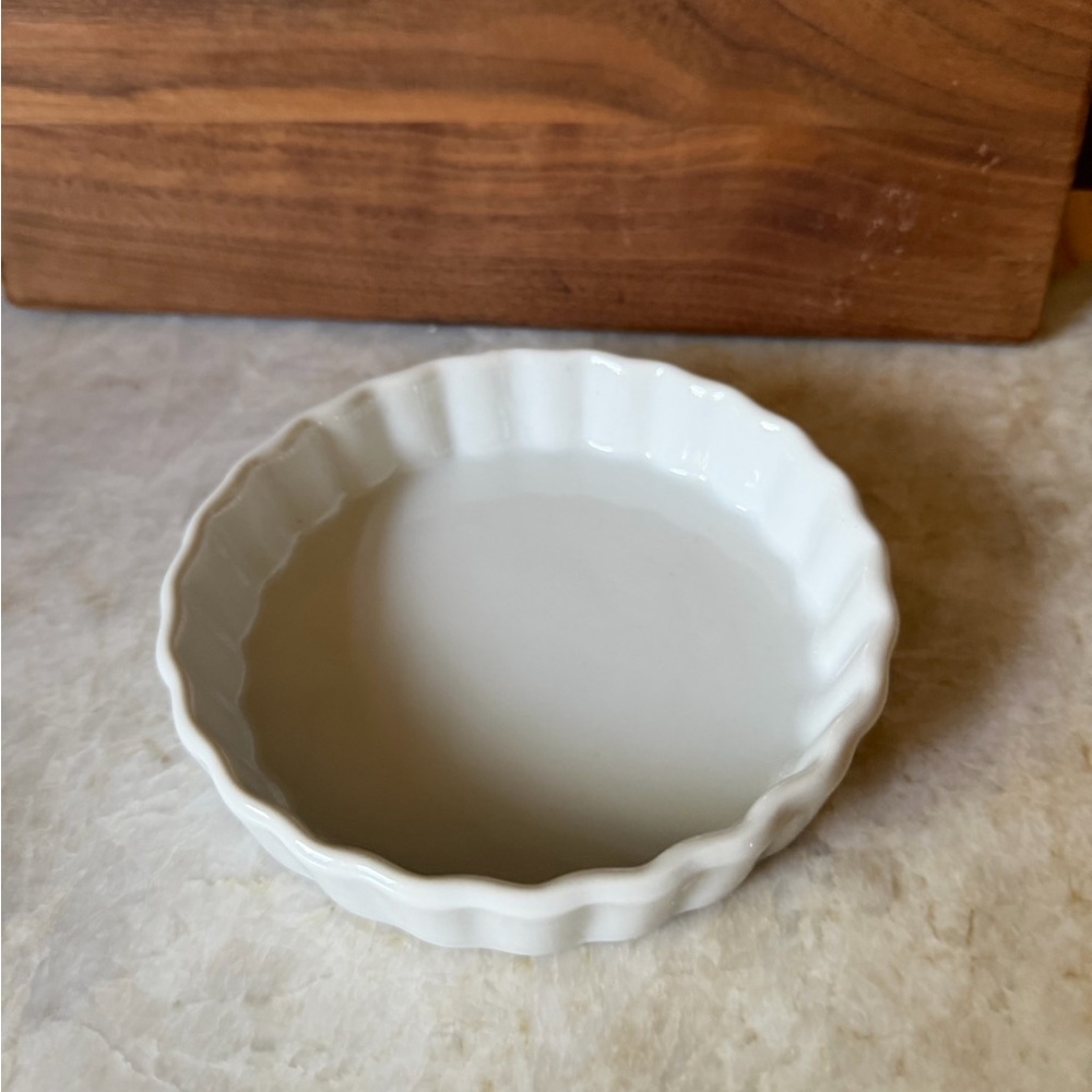 Sur La Table tart dish